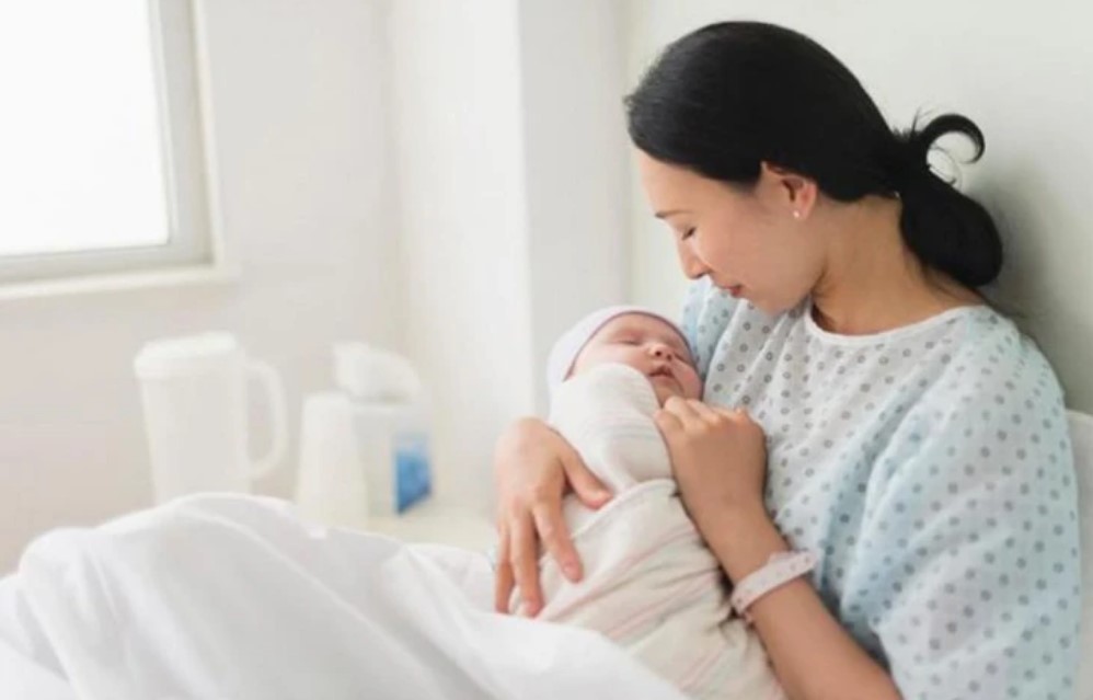 Ảnh hưởng của thuốc gây mê, gây tê và thuốc giảm đau cũng có thể làm nguyên nhân gây chướng bụng sau mổ đẻ