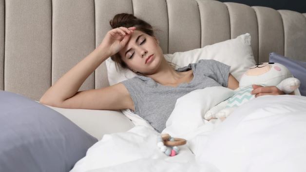 Mẹ sau sinh sức đề kháng kém có thể là dấu hiệu suy nhược cơ thể